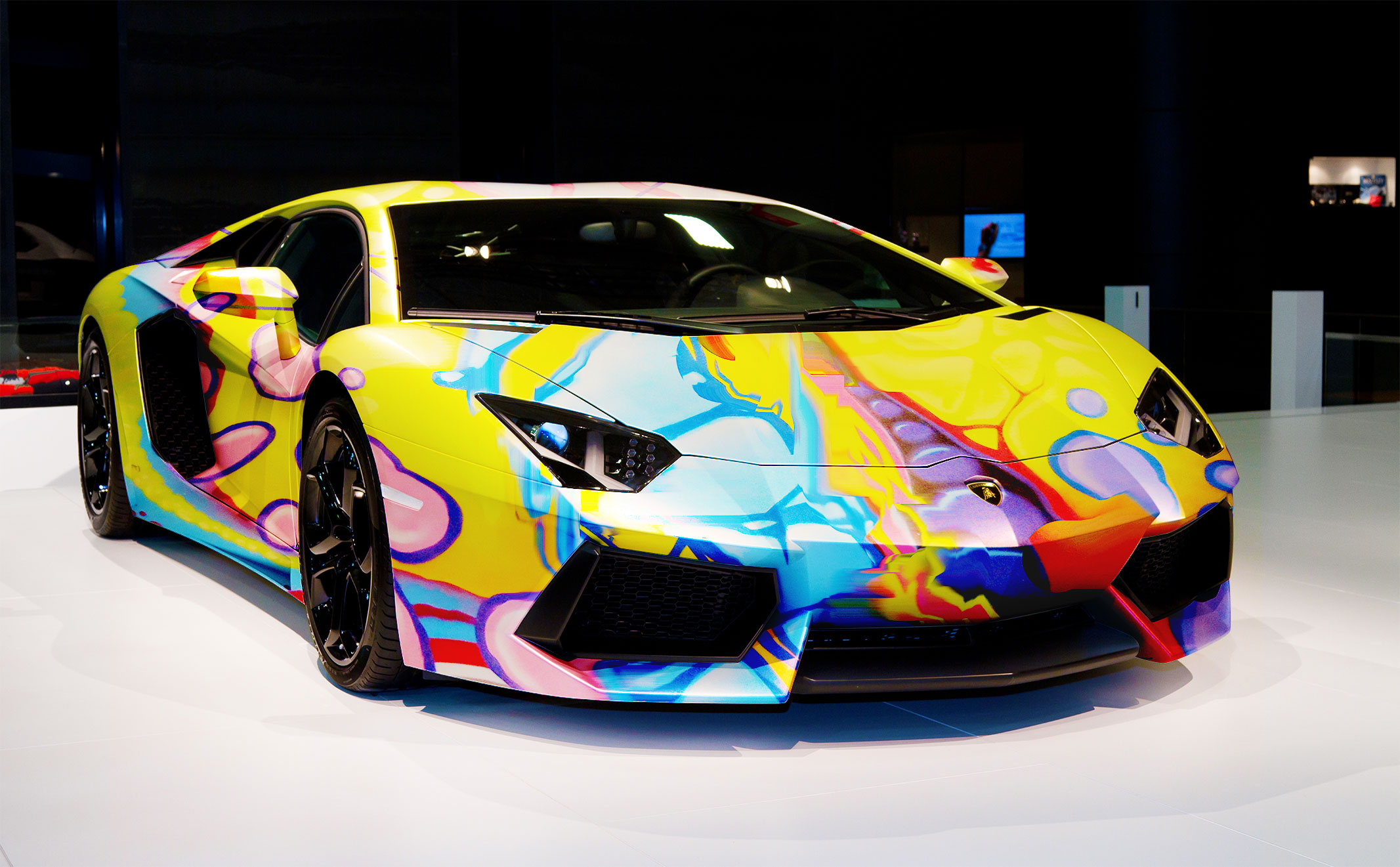 nadaone_murals_(lamborghini)